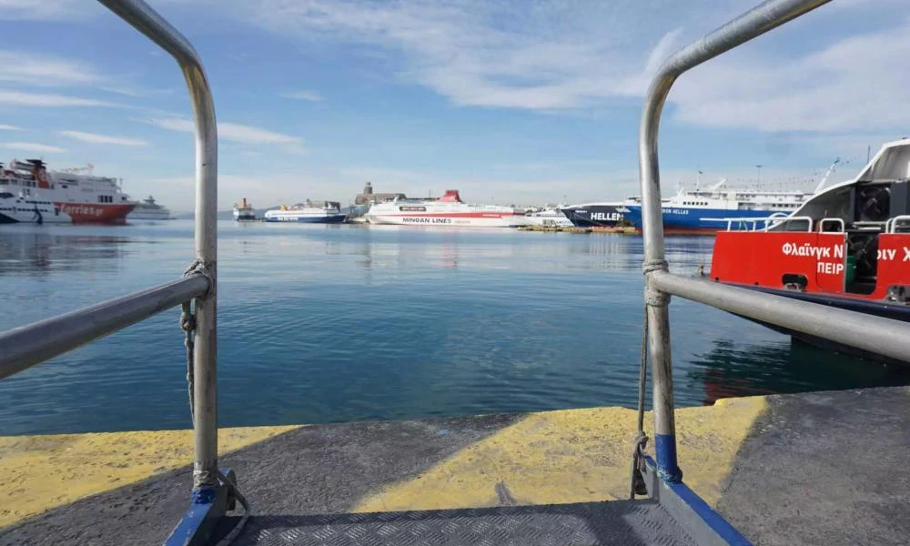 Κανονικά τα δρομολόγια πλοίων από τα λιμάνια του Πειραιά και του Λαυρίου